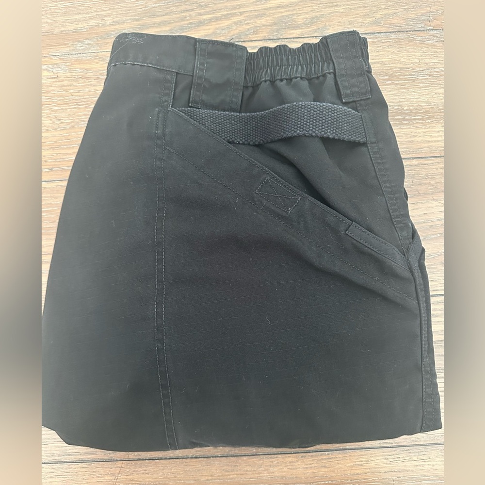 5.11 Tactical Cargo Pants Size 40x30 65% Polyester‎ 35% Cotton